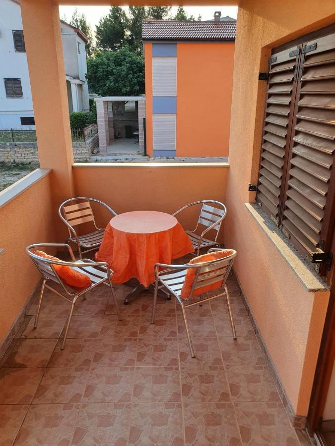 Apartmani Desnica Kruševo Exteriör bild